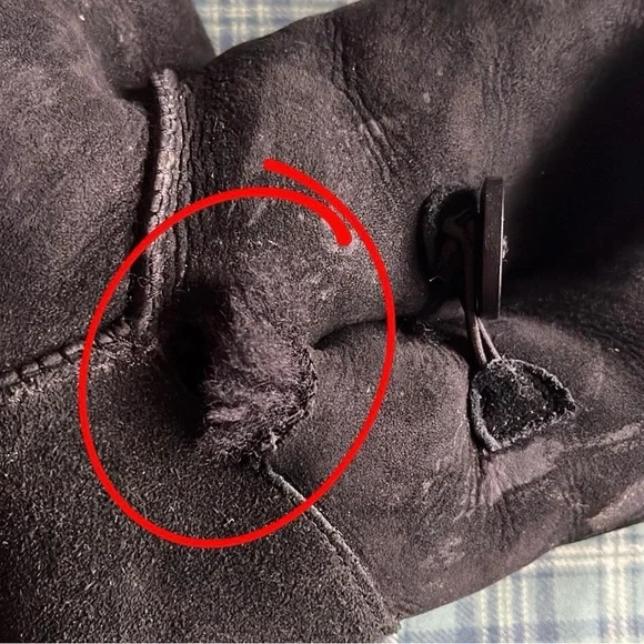 UGG Women's Dark Brown Shearling Boots - Picture 5 of 5